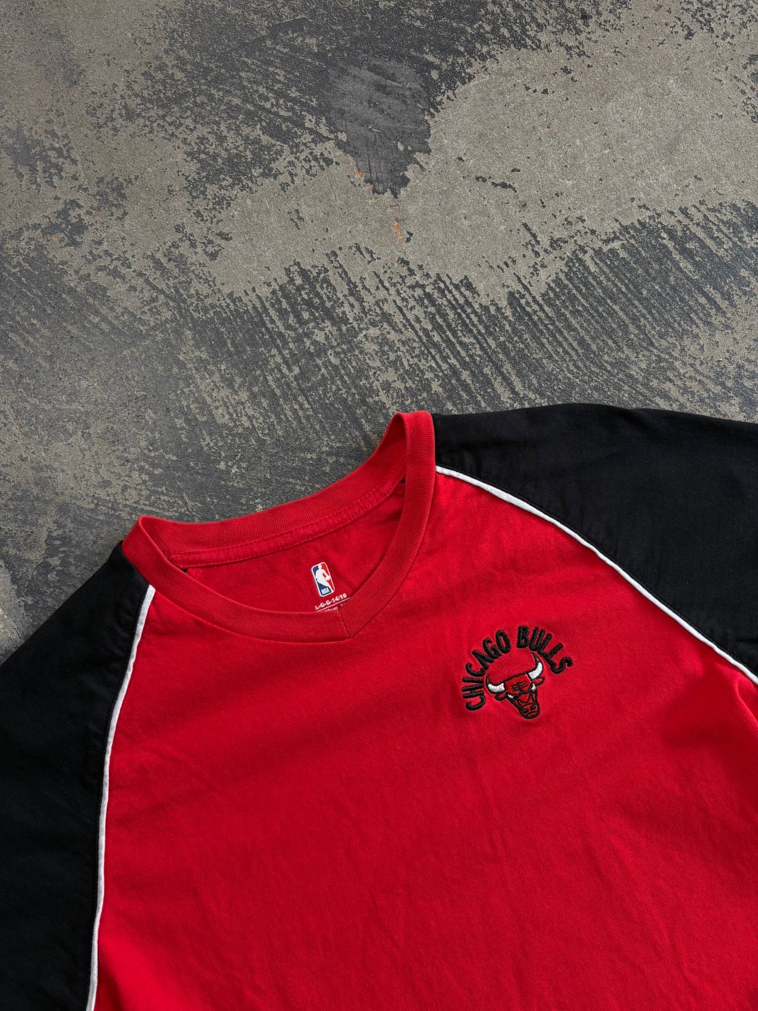 T-shirt NBA Chicago Bulls manica raglan rossa XS