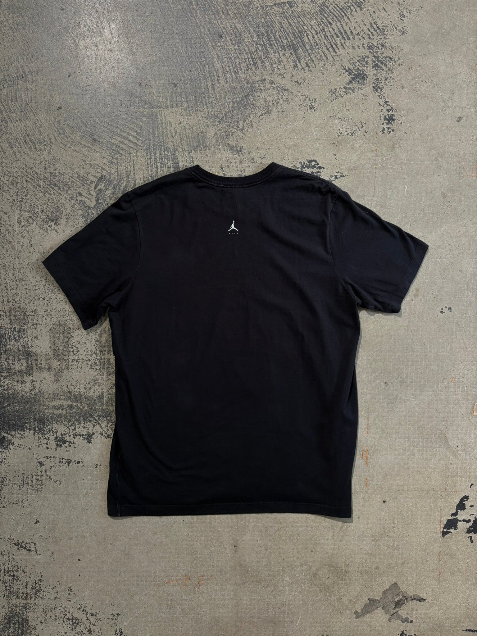 T-shirt Jordan "Ovoid Graphic" Nero logo neon gradient XL