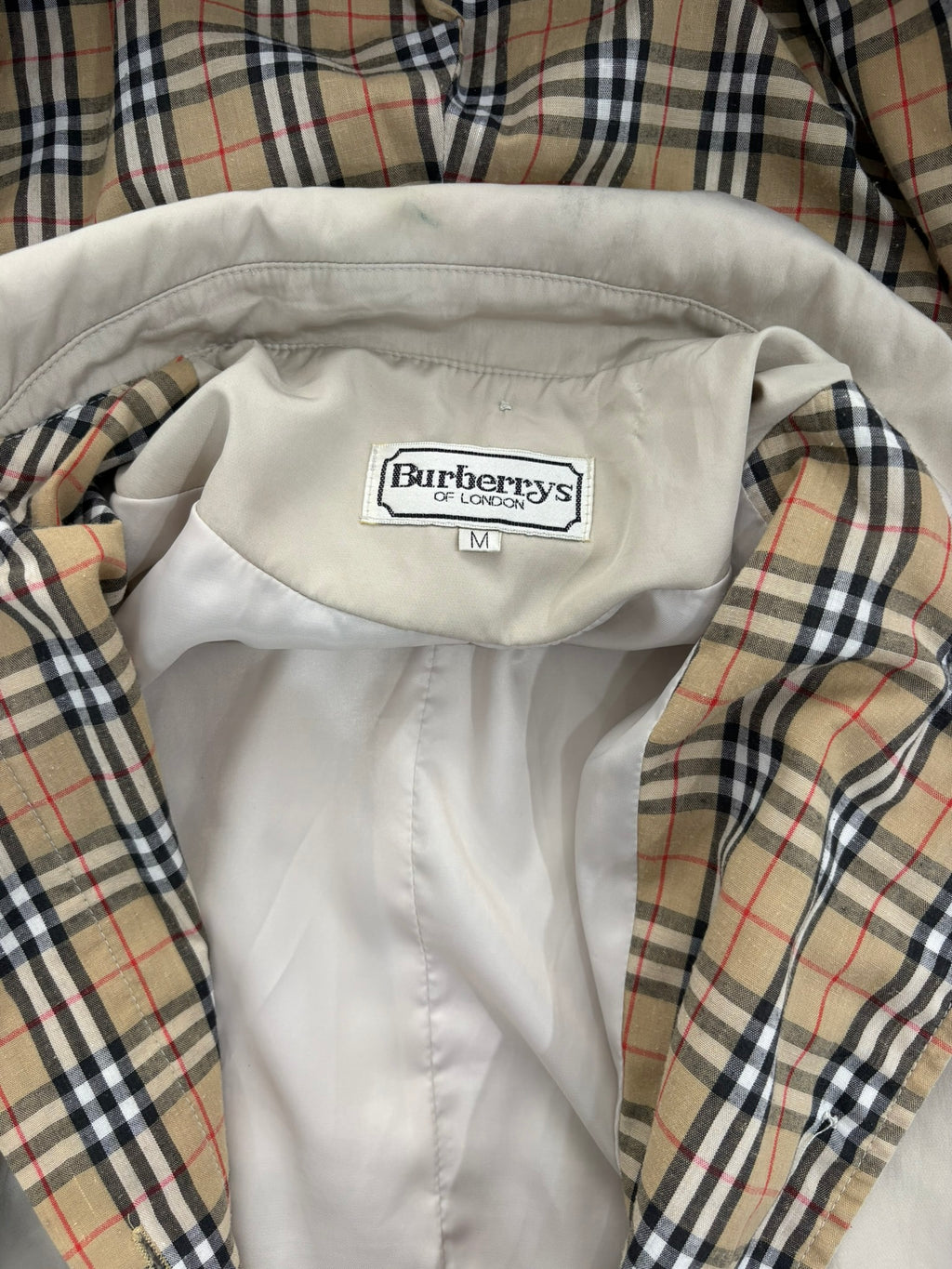 Trench Burberrys donna cappuccio rimovibile beige chiaro/Nova Check M