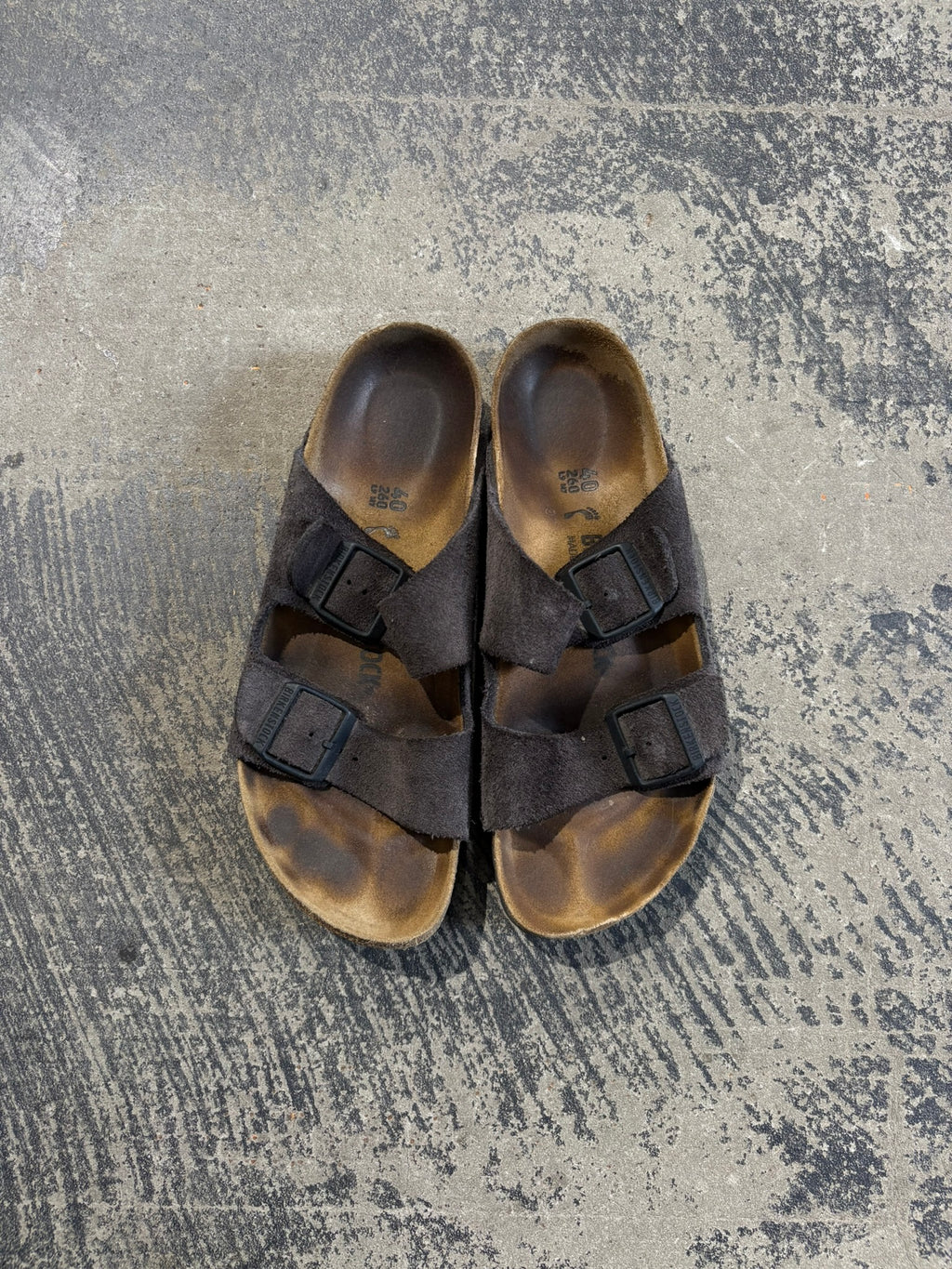 Sandali Birkenstock Arizona pelle scamosciata grigio antracite N.40