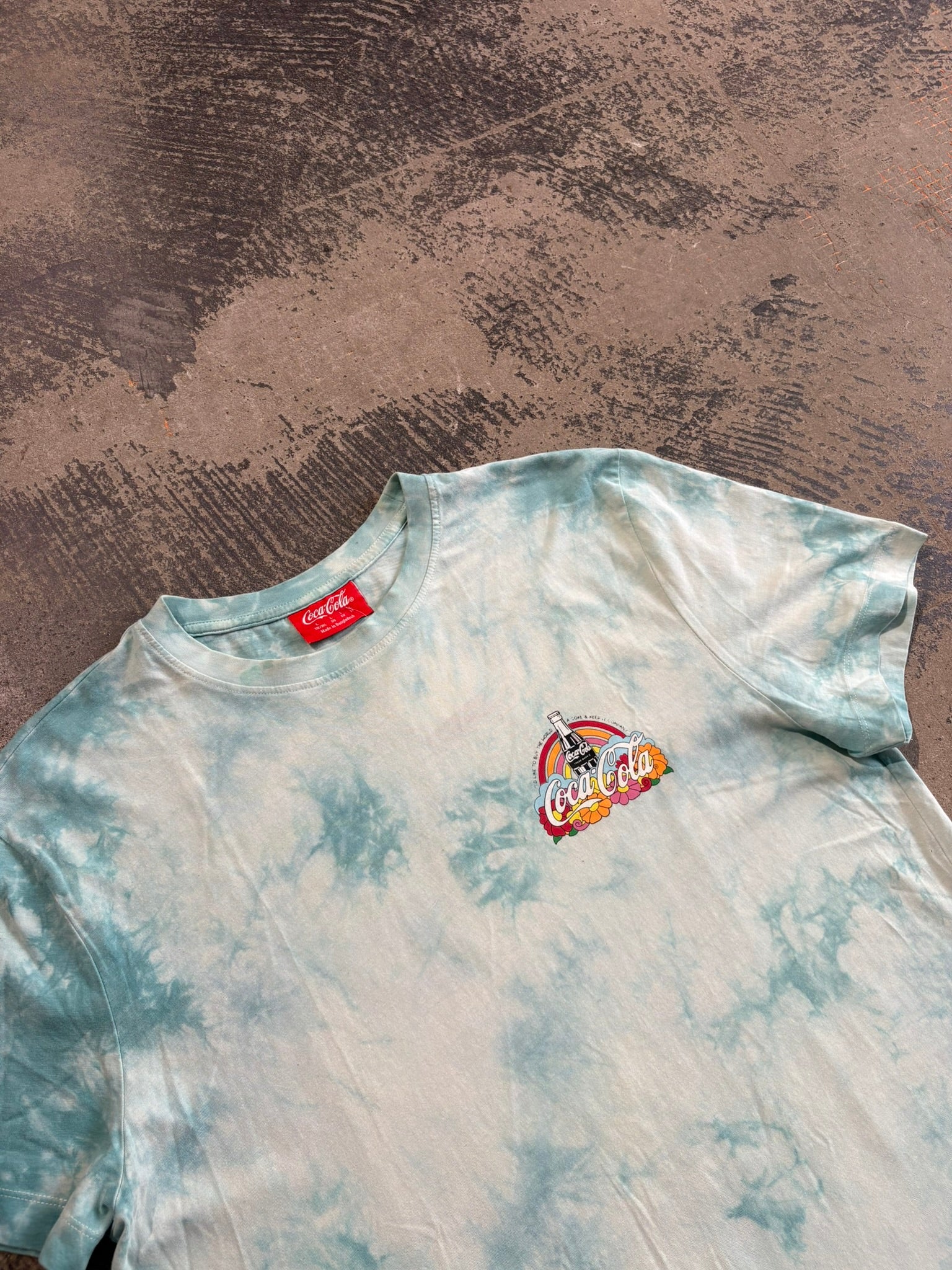 T-Shirt ufficiale Coca-Cola Tie-Dye "Have a Coke and a Smile" azzurro/bianco L
