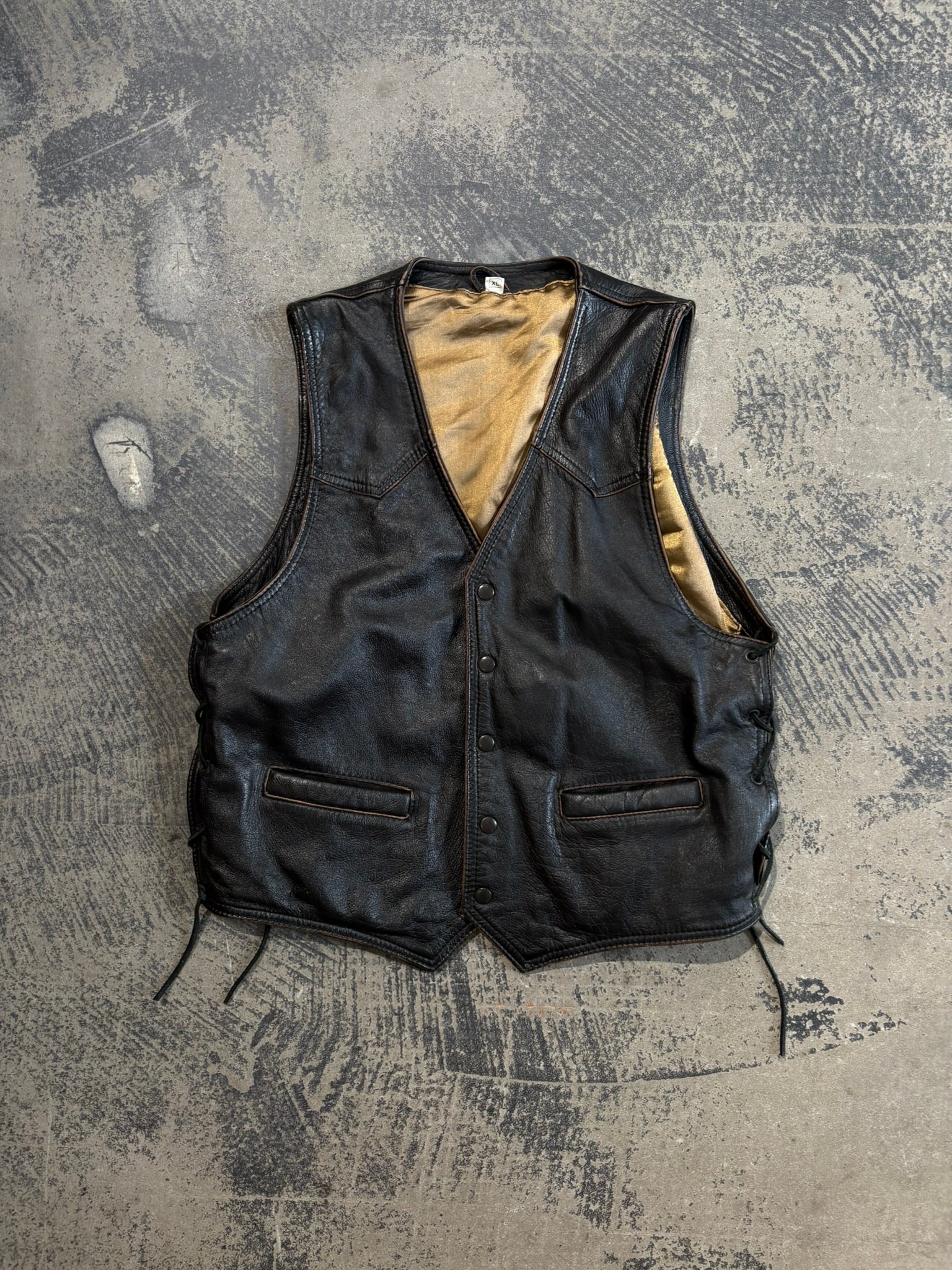 Gilet moto biker pelle nero effetto invecchiato stringhe laterali XL