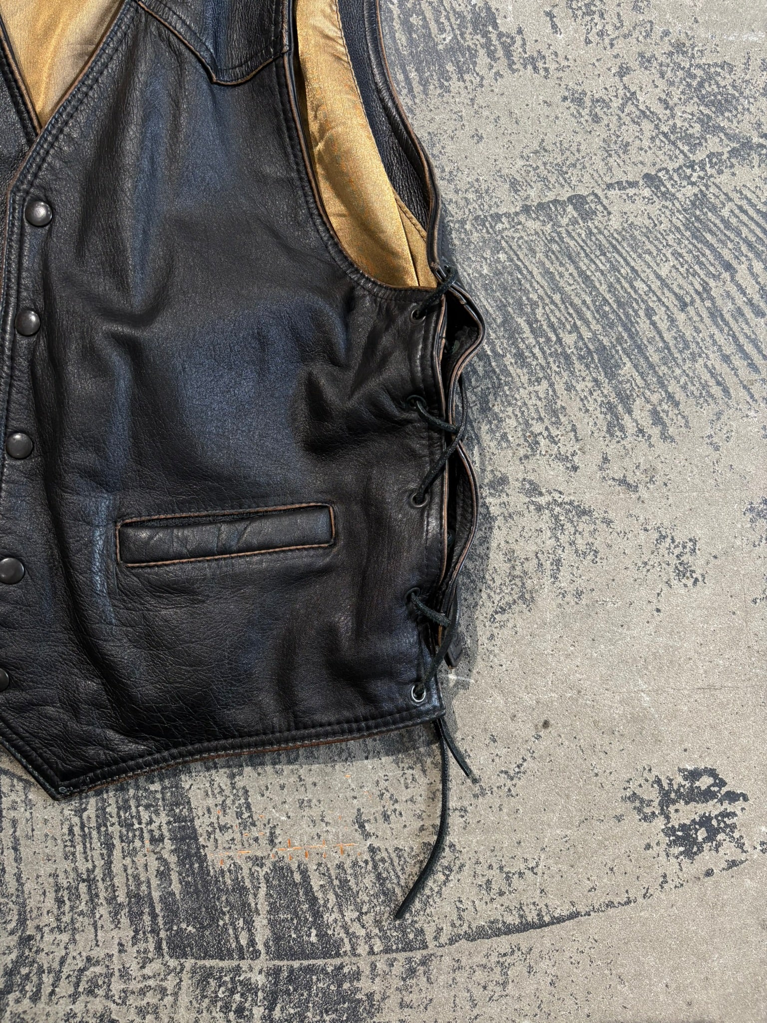 Gilet moto biker pelle nero effetto invecchiato stringhe laterali XL