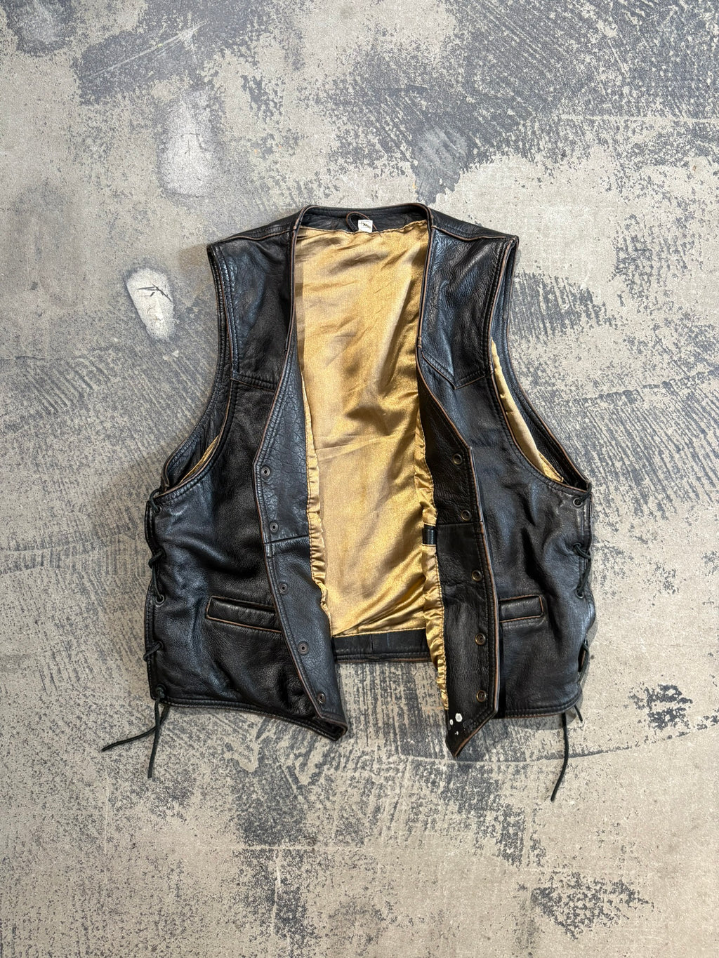 Gilet moto biker pelle nero effetto invecchiato stringhe laterali XL