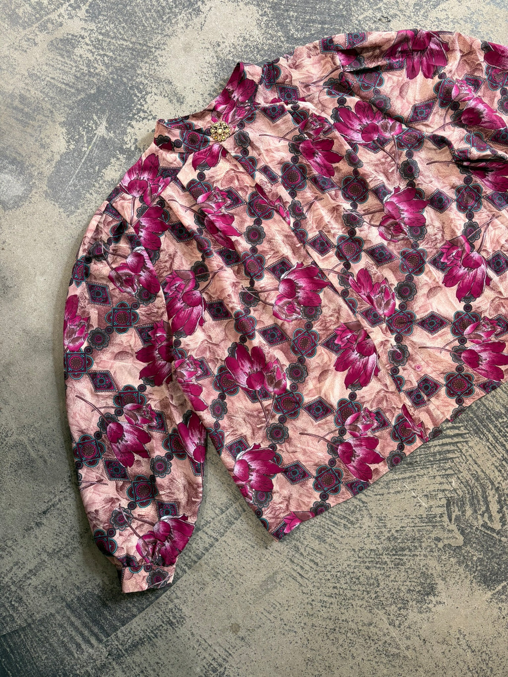 Camicia El Corte Inglés spilla gioiello fantasia floreale magenta/rosa L/XL