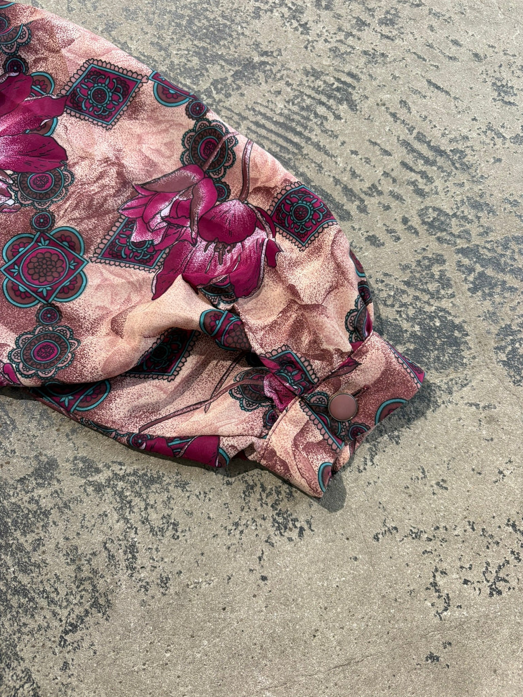 Camicia El Corte Inglés spilla gioiello fantasia floreale magenta/rosa L/XL