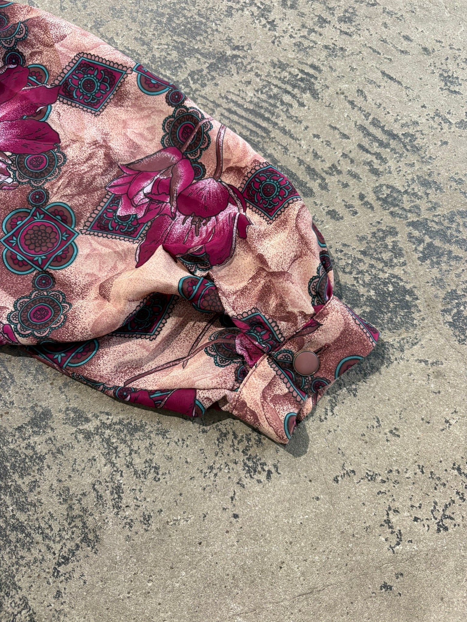 Camicia El Corte Inglés spilla gioiello fantasia floreale magenta/rosa L/XL