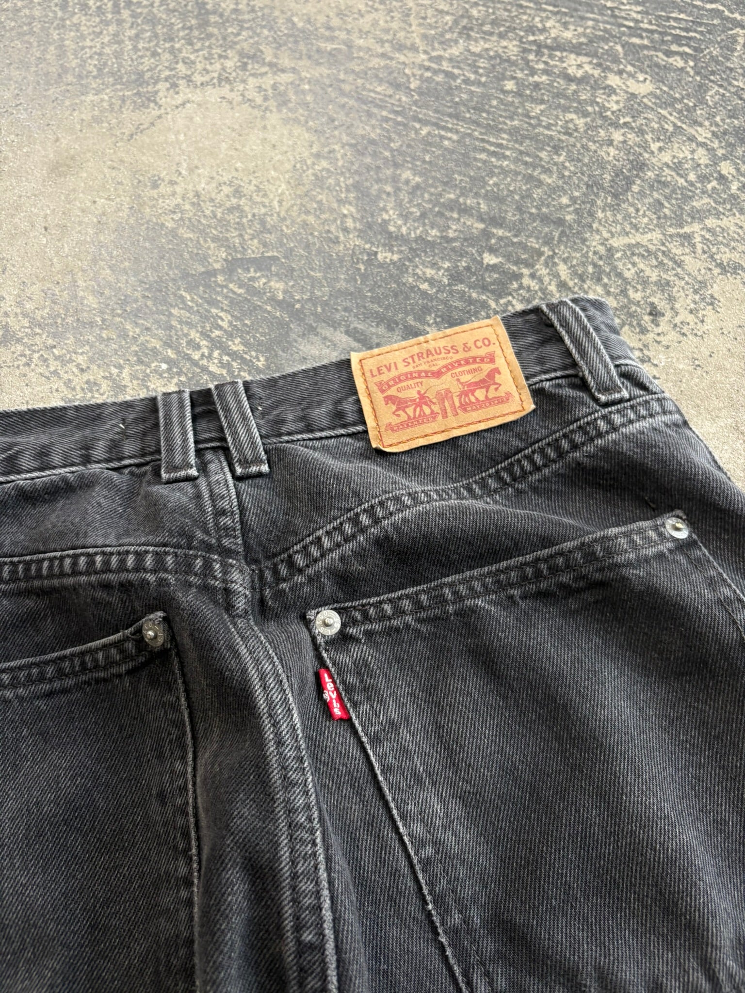 Jeans Levi's high waisted mom jeans utility grigio antracite W27